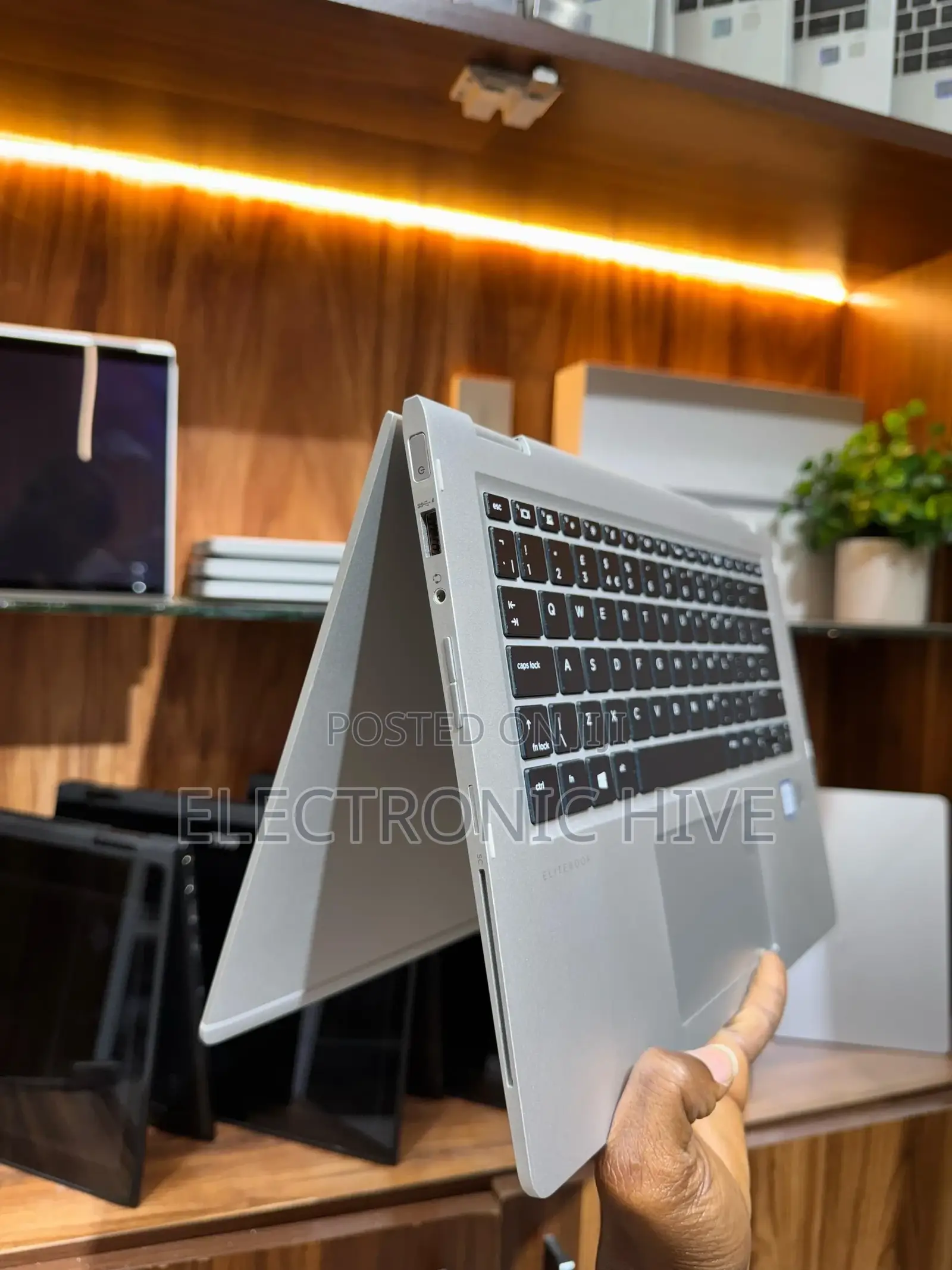 Laptop HP EliteBook X360 1030 16GB Intel Core I5 SSD 256GB