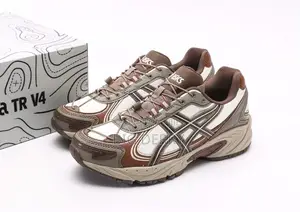 Asics Gel Kahana Brown