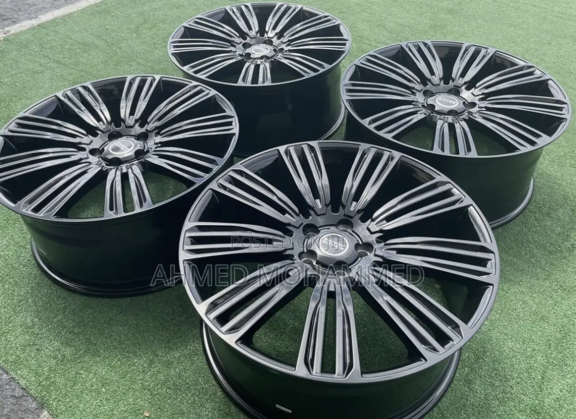 Range Rover Rim 22 (Matte Black)