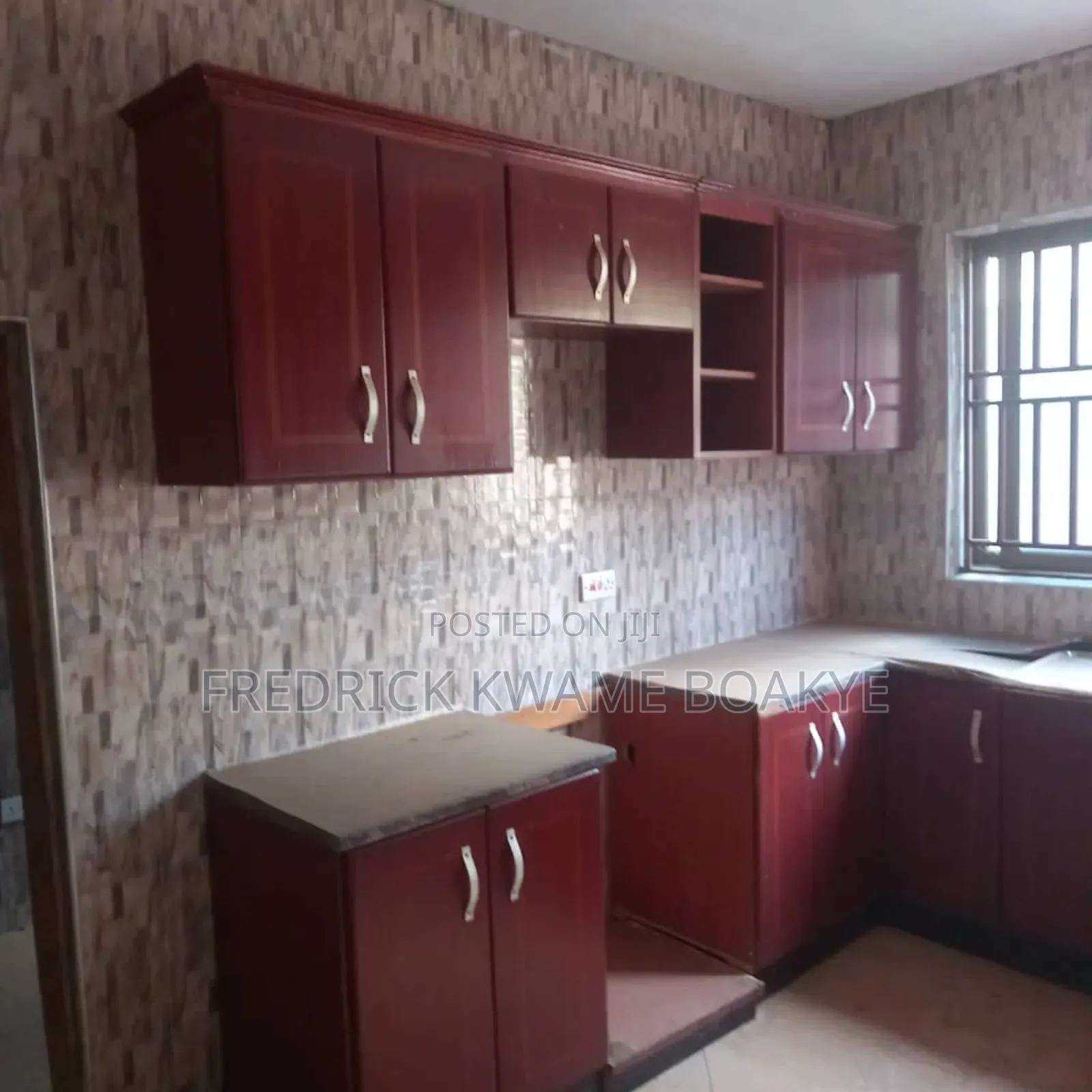 3bdrm Apartment in 3 Bedrooms Apartment, Kumasi Metropolitan for rent