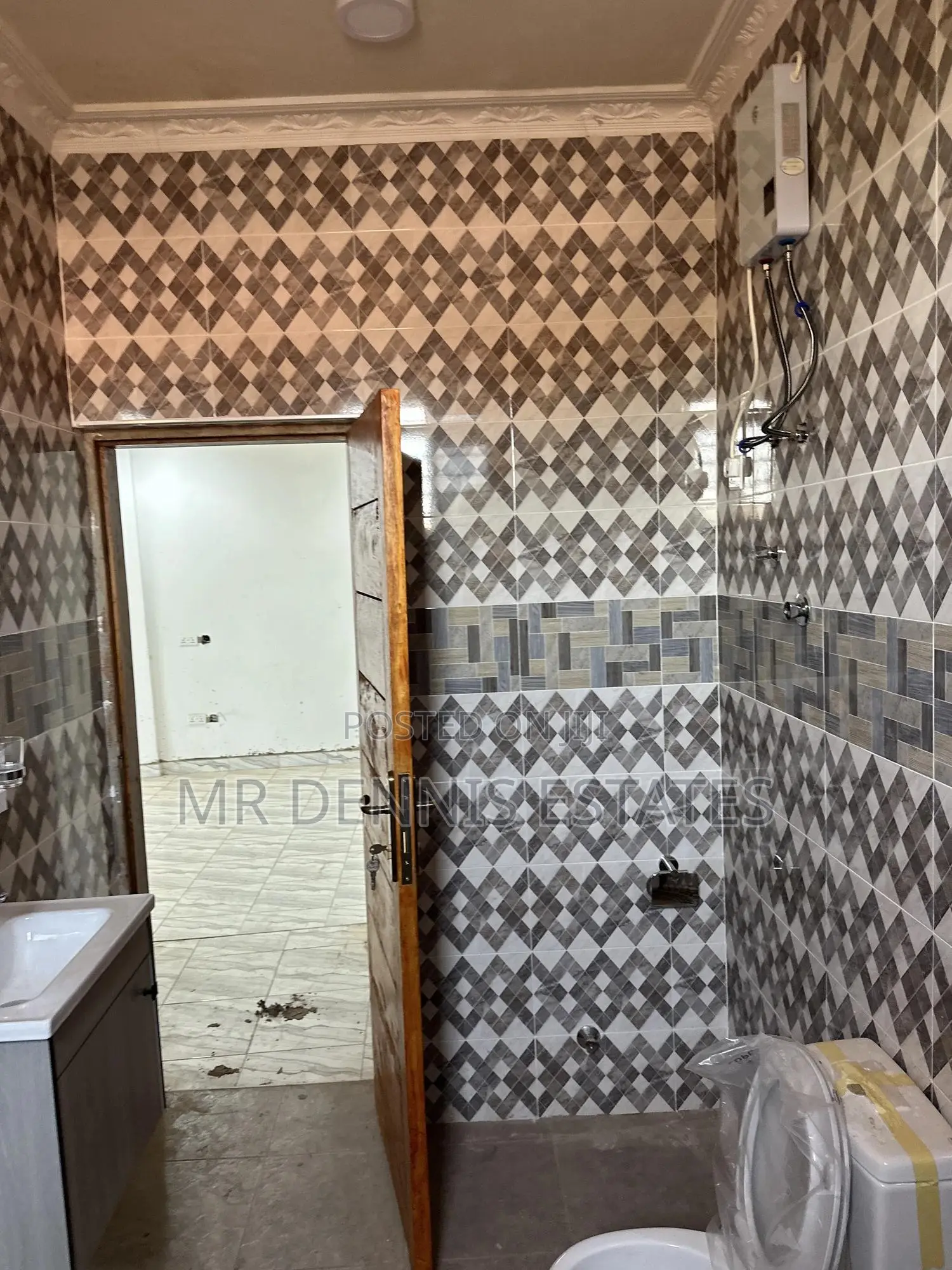 2bdrm Apartment in Old Barrier for rent