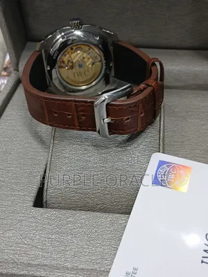 Iwc Elegant Leather Watch for Gents