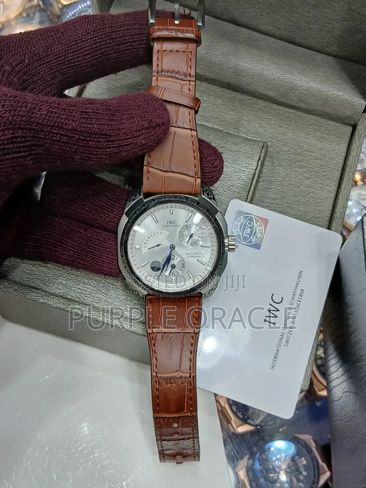 Iwc Elegant Leather Watch for Gents