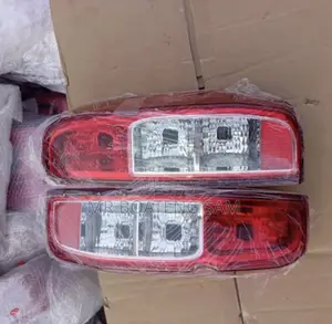 Nissan Navara 2015 Taillight