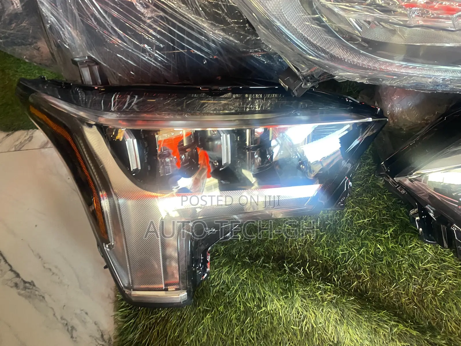 Tundra 2023 to 2024 Full Led Headlight.