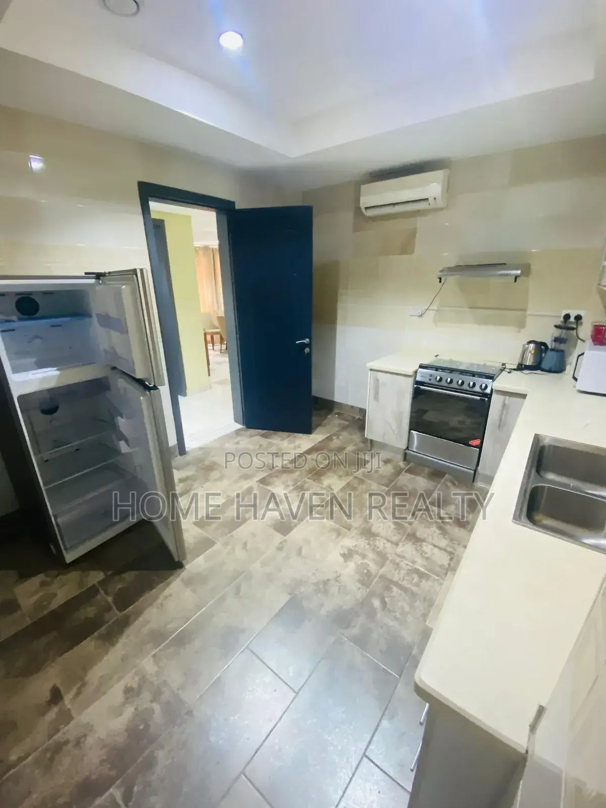 Furnished 3bdrm Apartment in Golf Hills, Achimota for rent