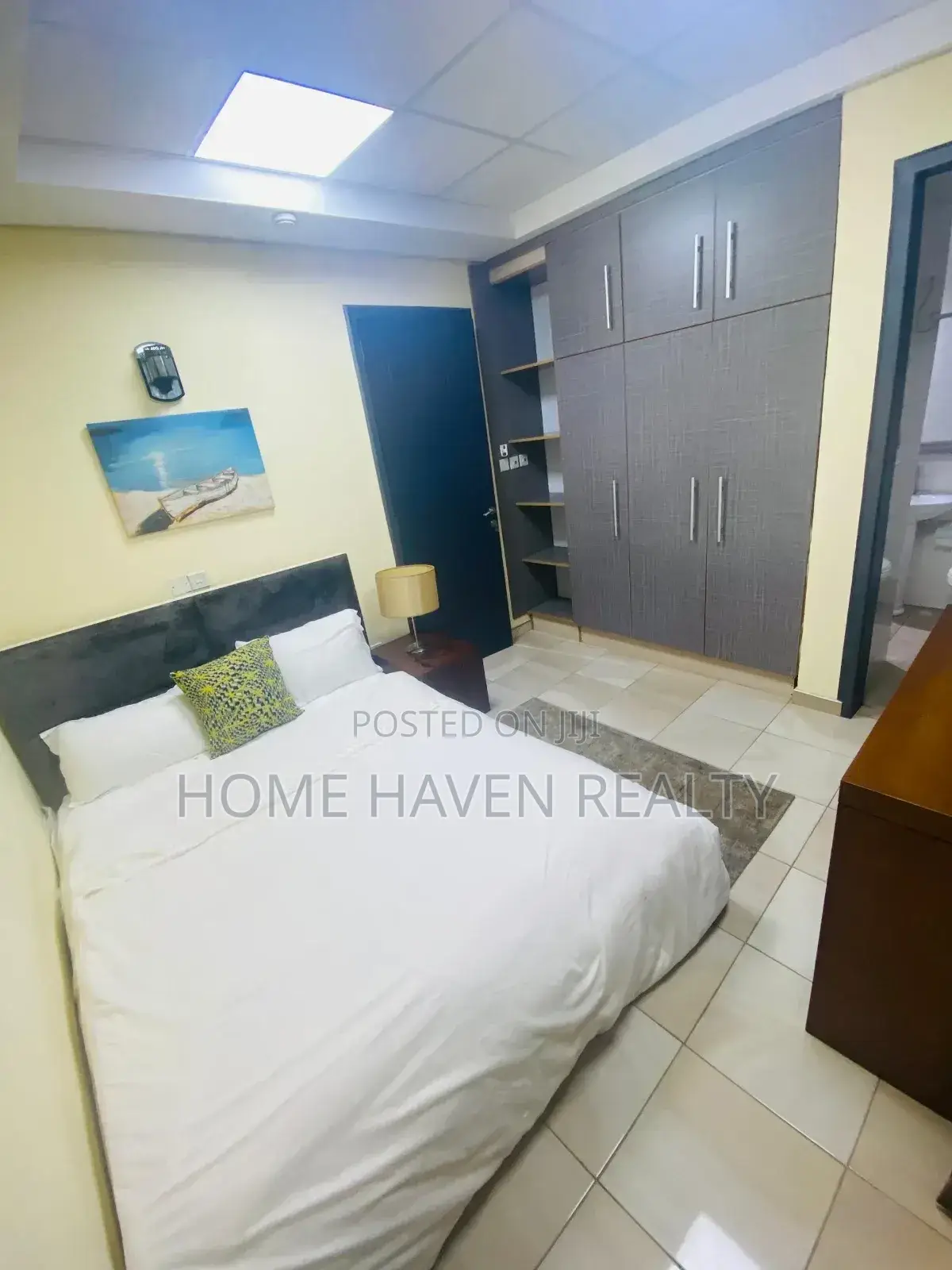 Furnished 3bdrm Apartment in Golf Hills, Achimota for rent