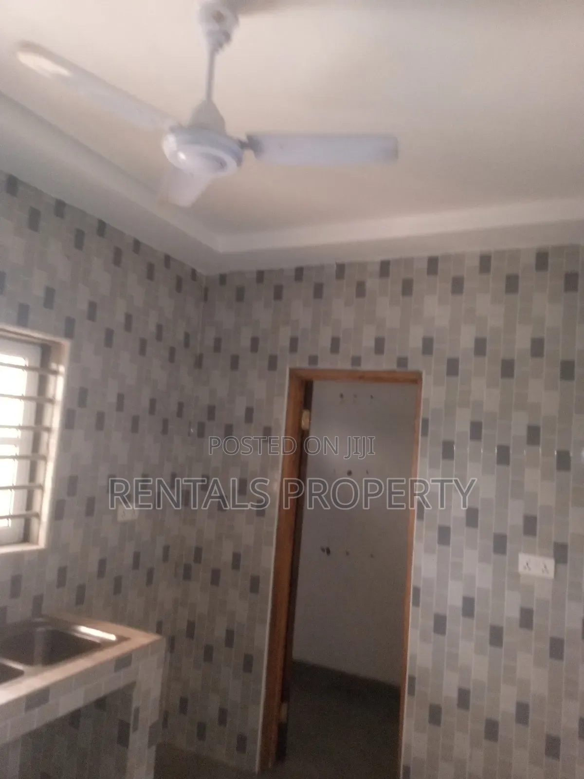 2bdrm Block of Flats in Ashaley Botwe for rent