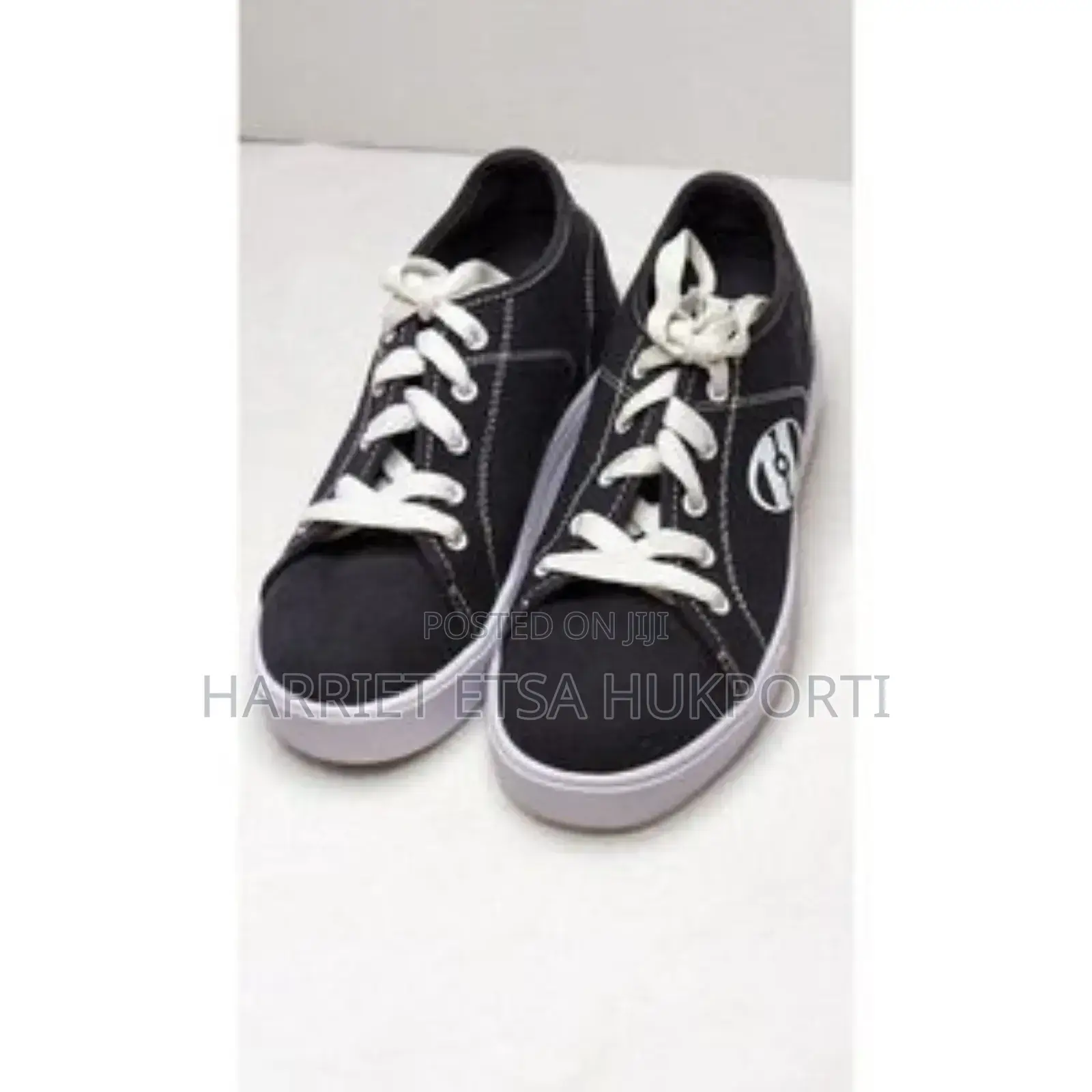 German Heelys Black Canvas Low Top Skate Wheeled Sneaker