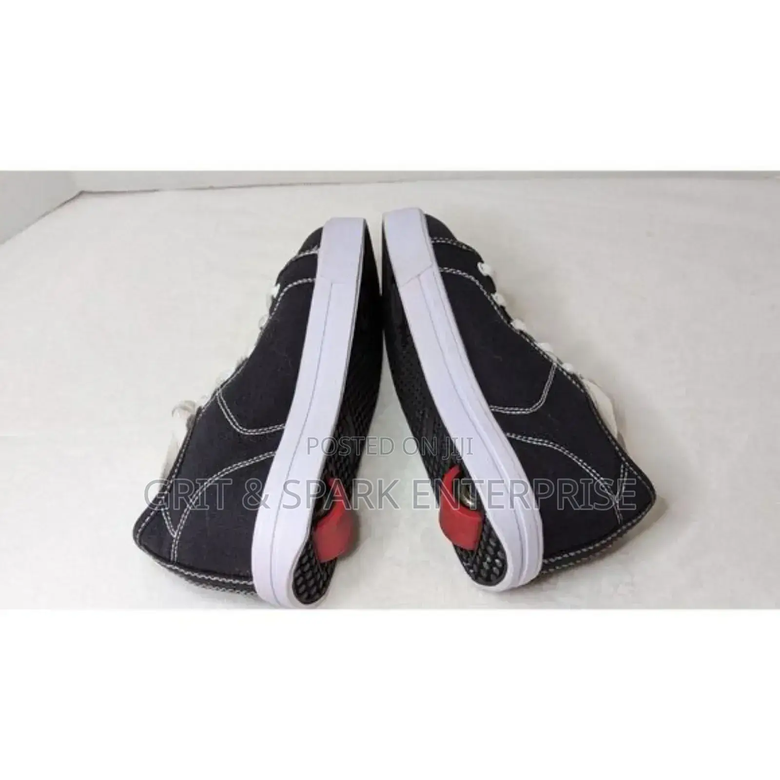 German Heelys Black Canvas Low Top Skate Wheeled Sneaker