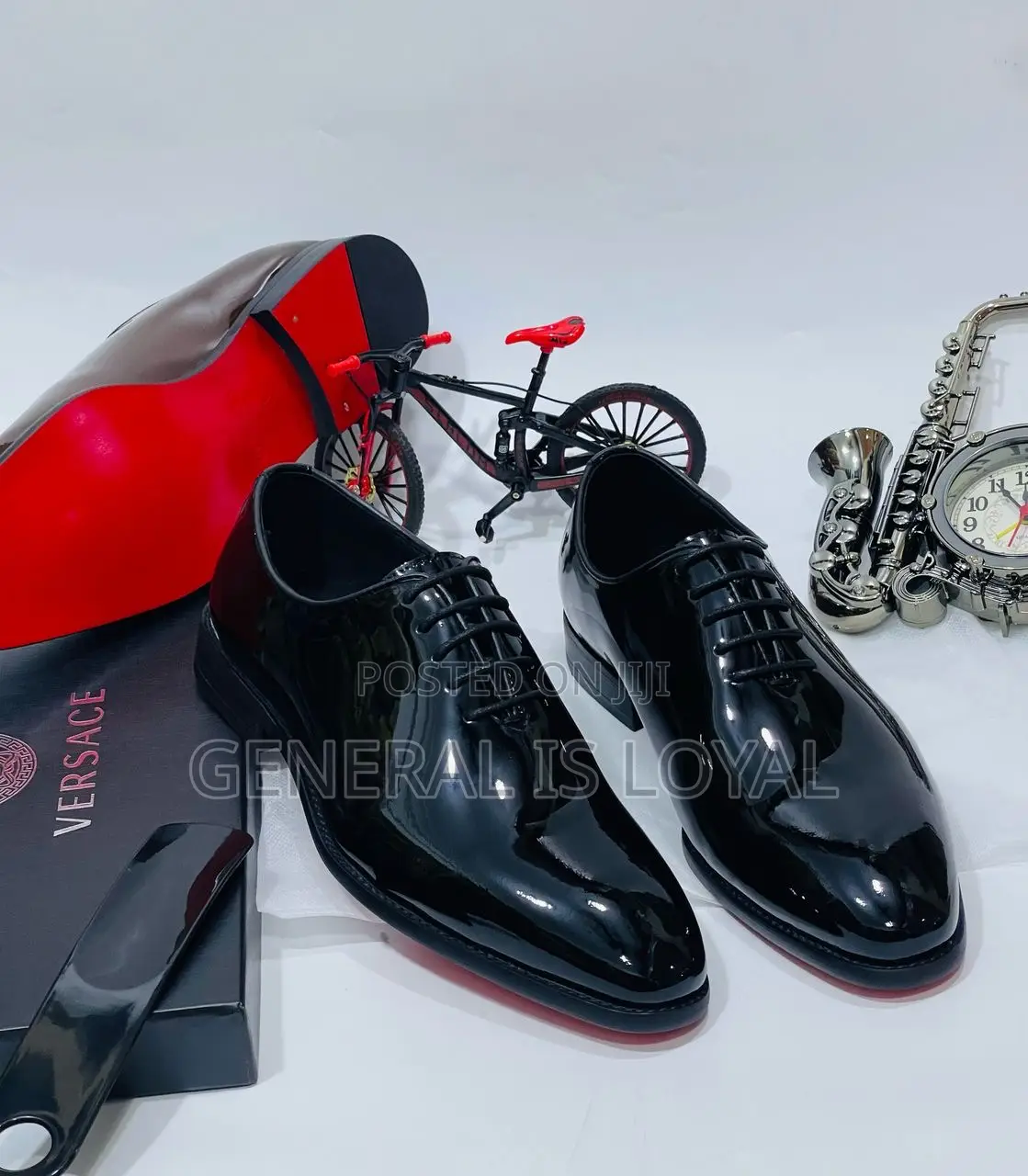 Versace Shoe / Executive