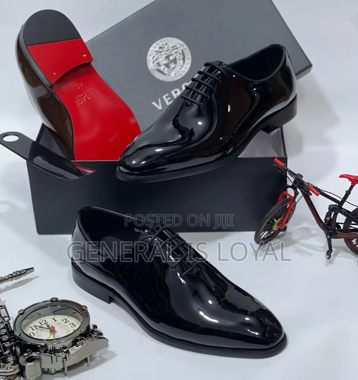 Versace Shoe / Executive