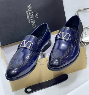 Valentino Garavani Shoe