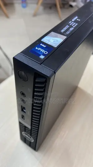 Desktop Computer Dell Optiplex 7000 MT 16GB Intel Core i7 SSD 256GB