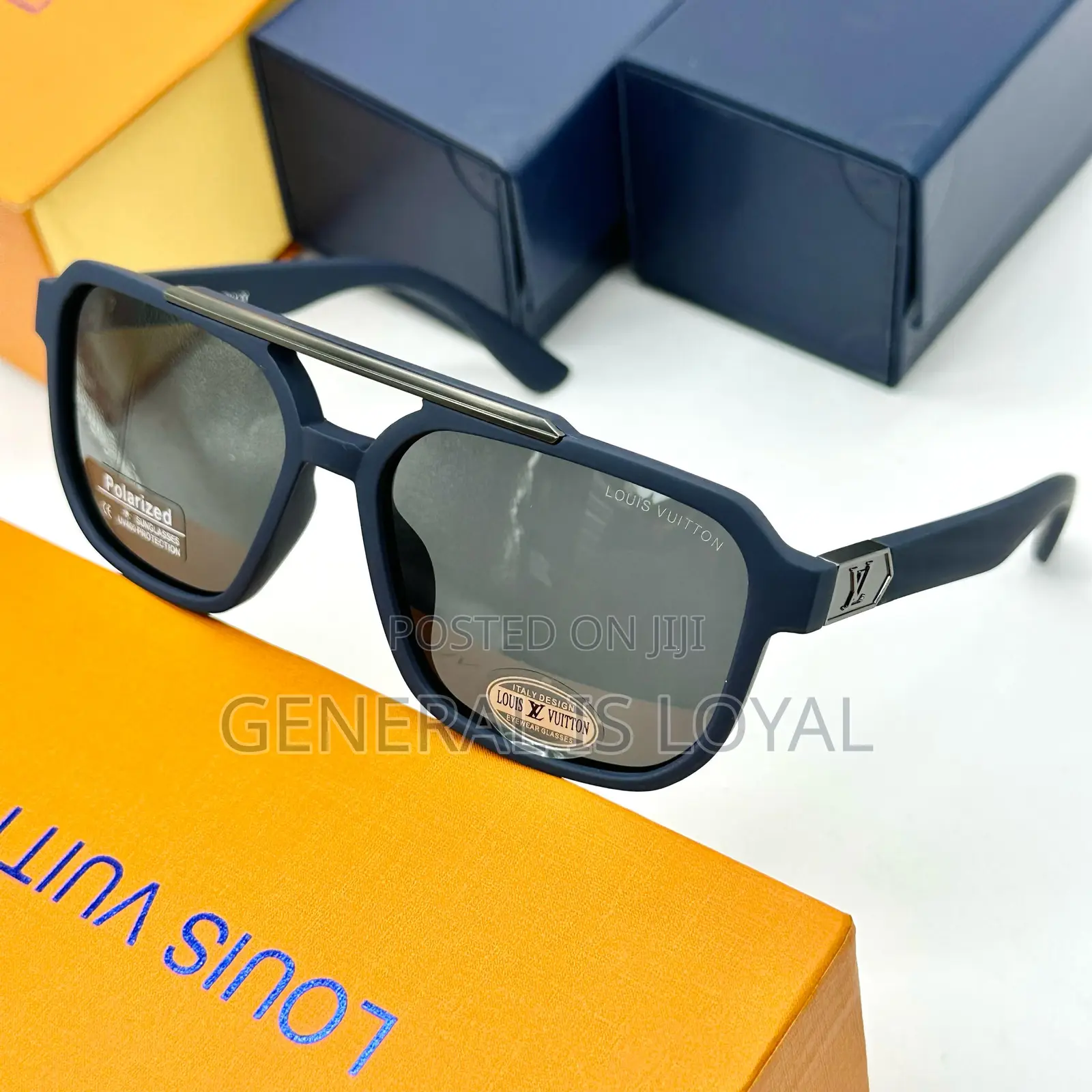 Louis Vuitton Shades / Mix