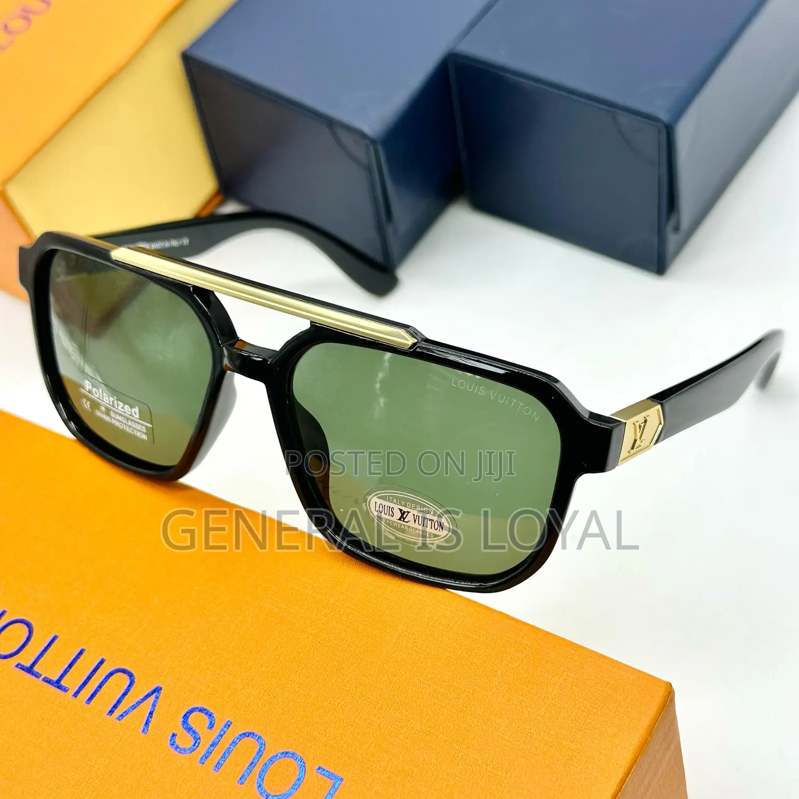 Louis Vuitton Shades / Mix
