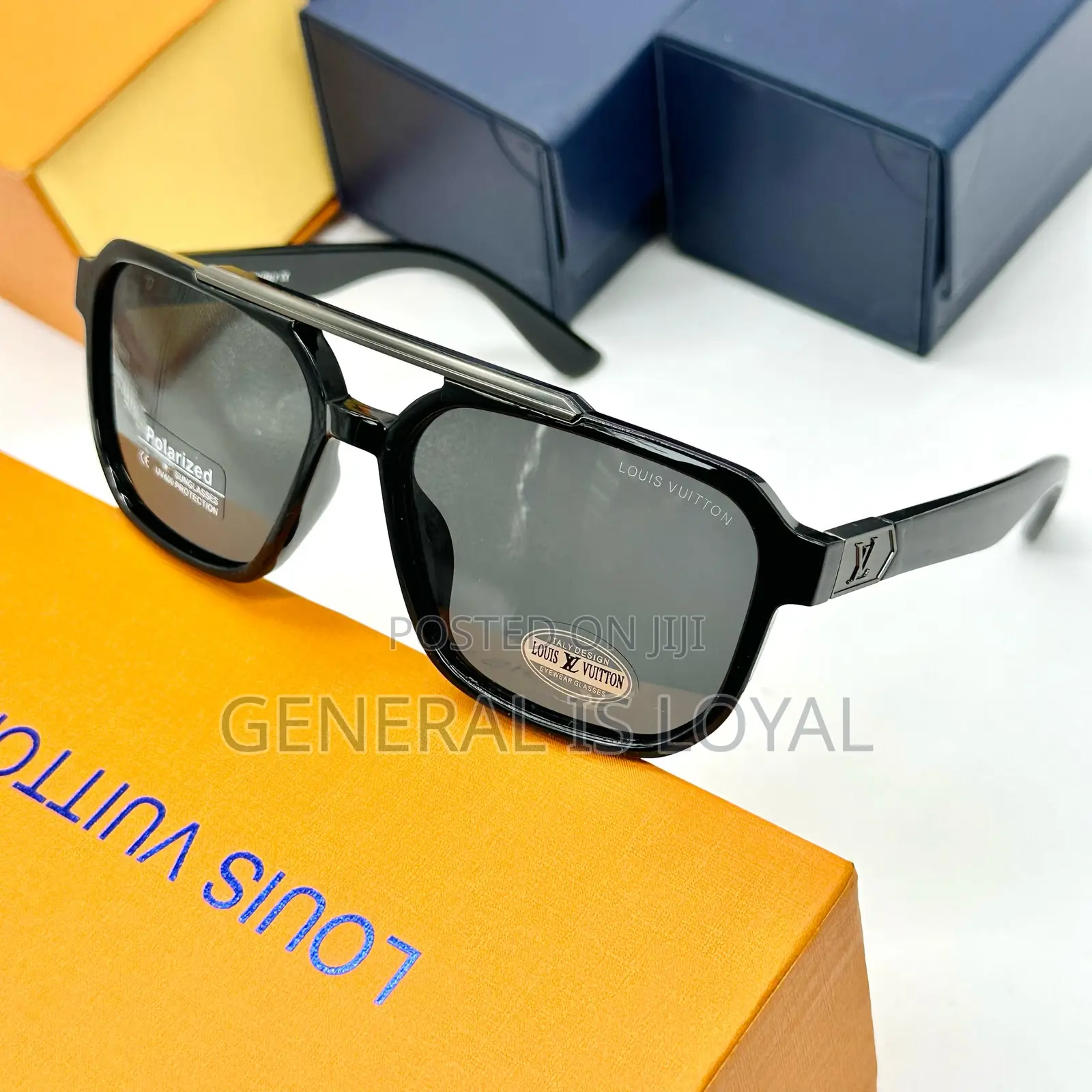 Louis Vuitton Shades / Mix