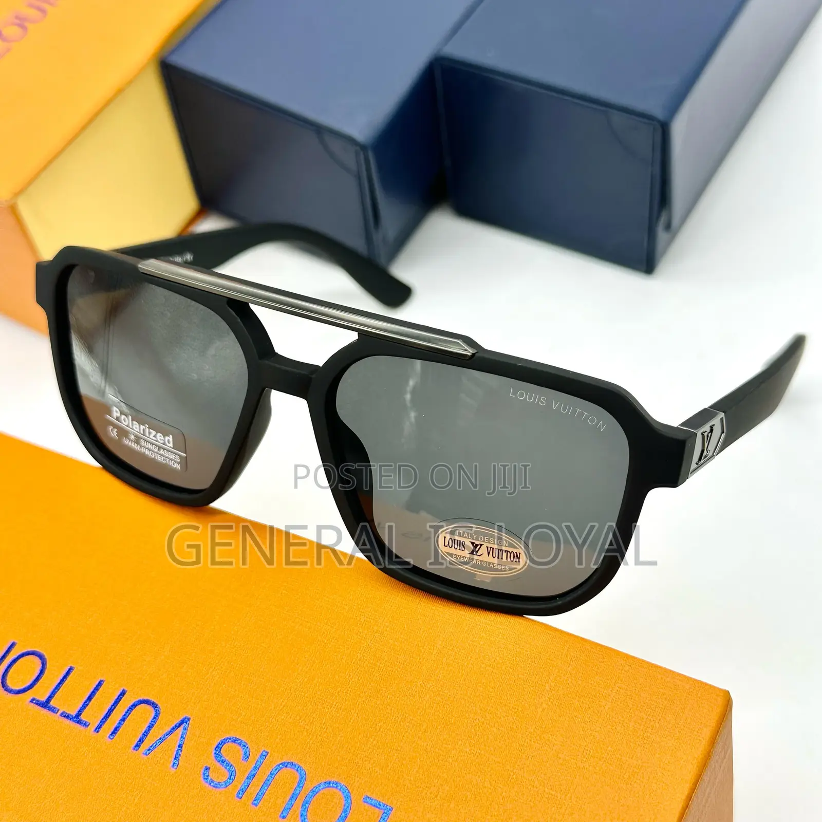 Louis Vuitton Shades / Mix