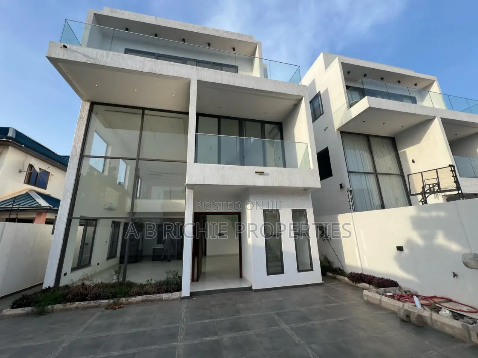 4bdrm House in Ab Richie Properties, East Legon for sale