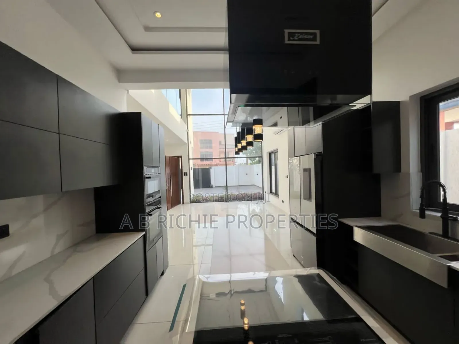 4bdrm House in Ab Richie Properties, East Legon for sale