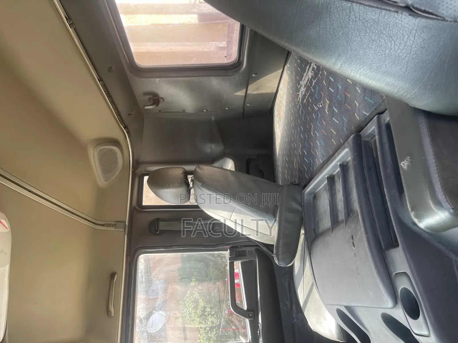 Hyundai Truck 14 Tons Double Axle