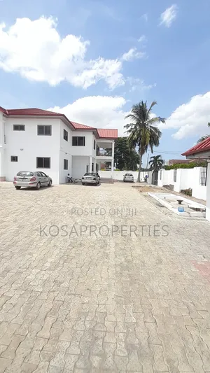 4bdrm House in Adjiringanor, Adjiriganor for rent