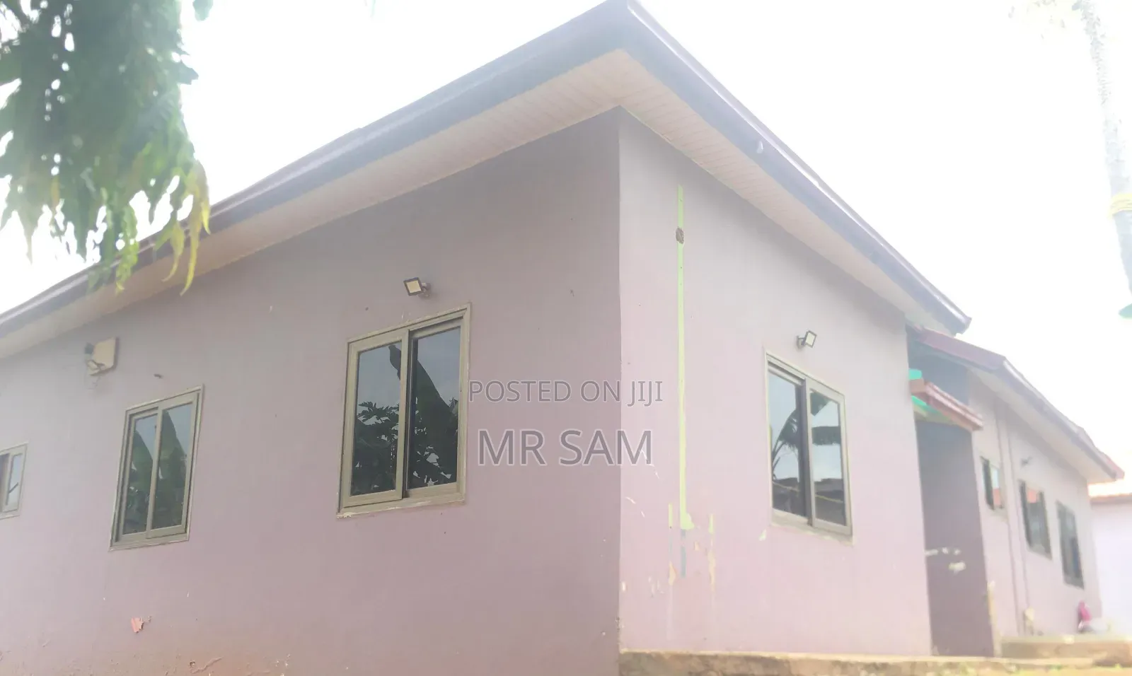 5bdrm House in Sam Properties, Weija for sale