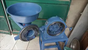Bigger 26 Model Hammer Mill (Painted Model)