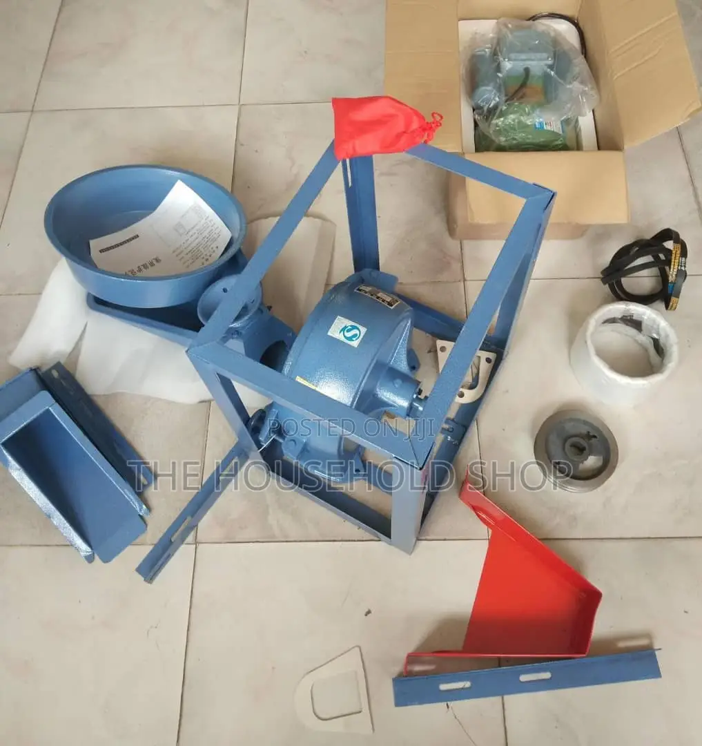 Bigger 26 Model Hammer Mill (Painted Model)