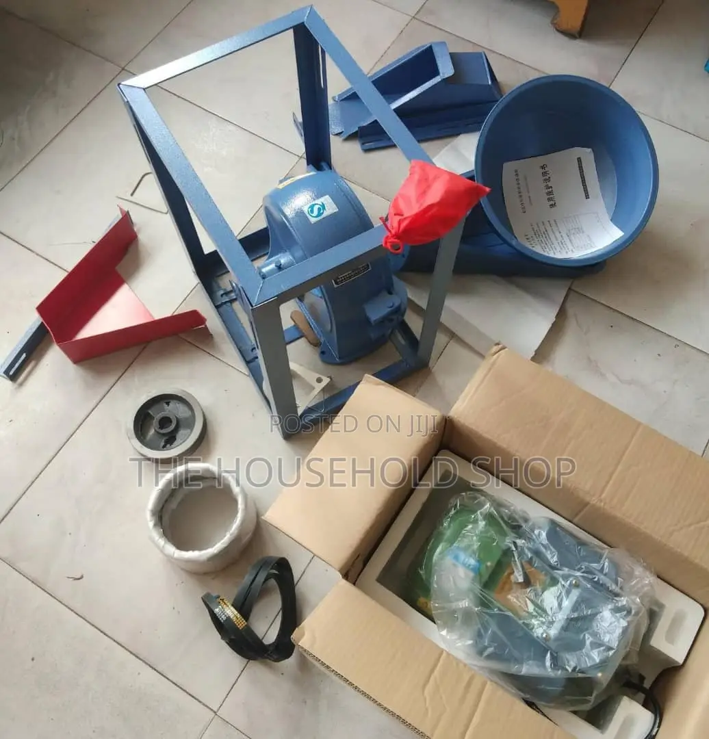Bigger 26 Model Hammer Mill (Painted Model)