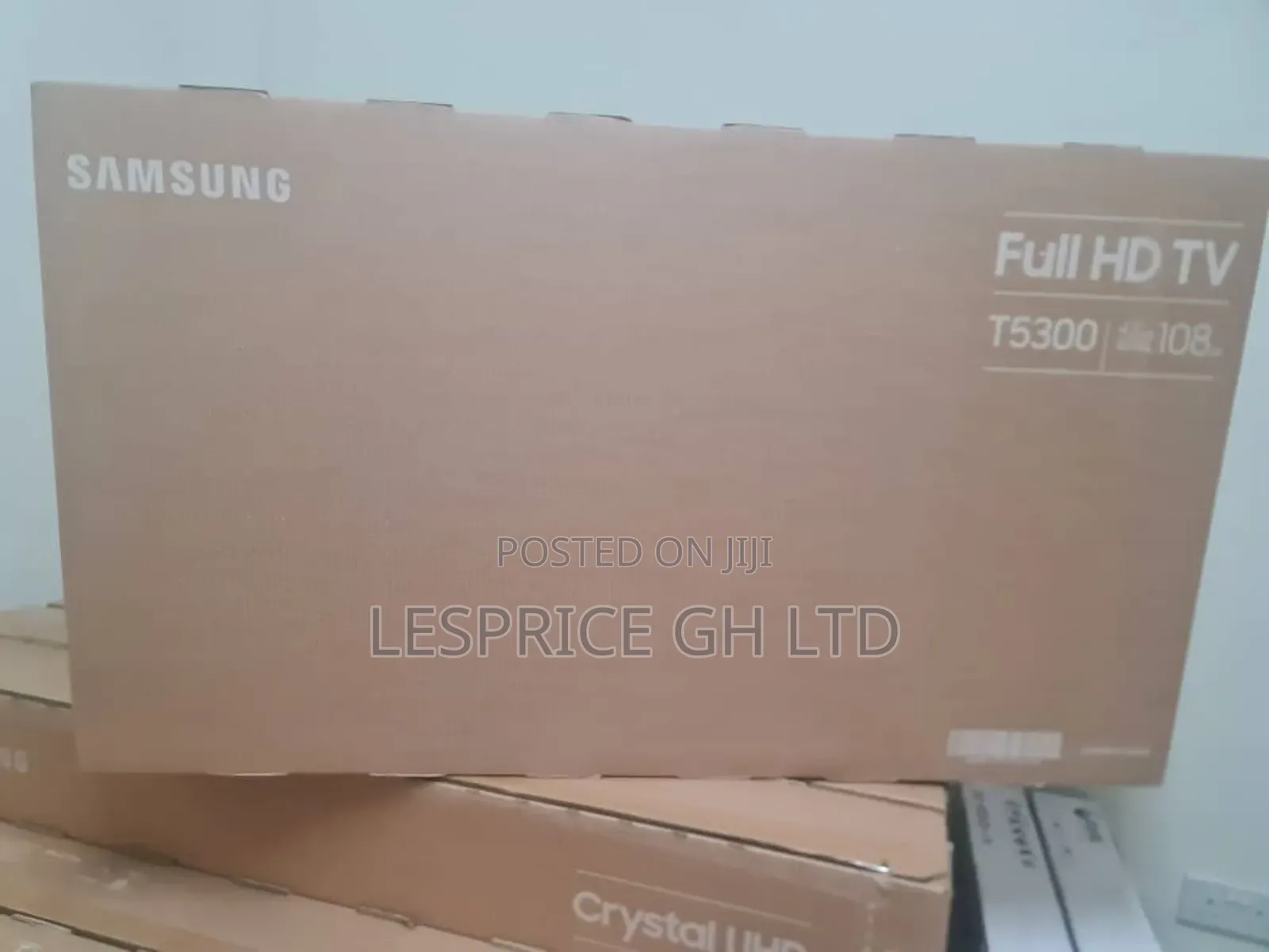 Modern Samsung 43" Smart Tv Available