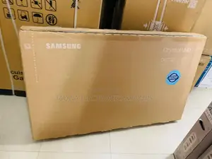 True - Samsung - 55"Du7010 Smart Tv