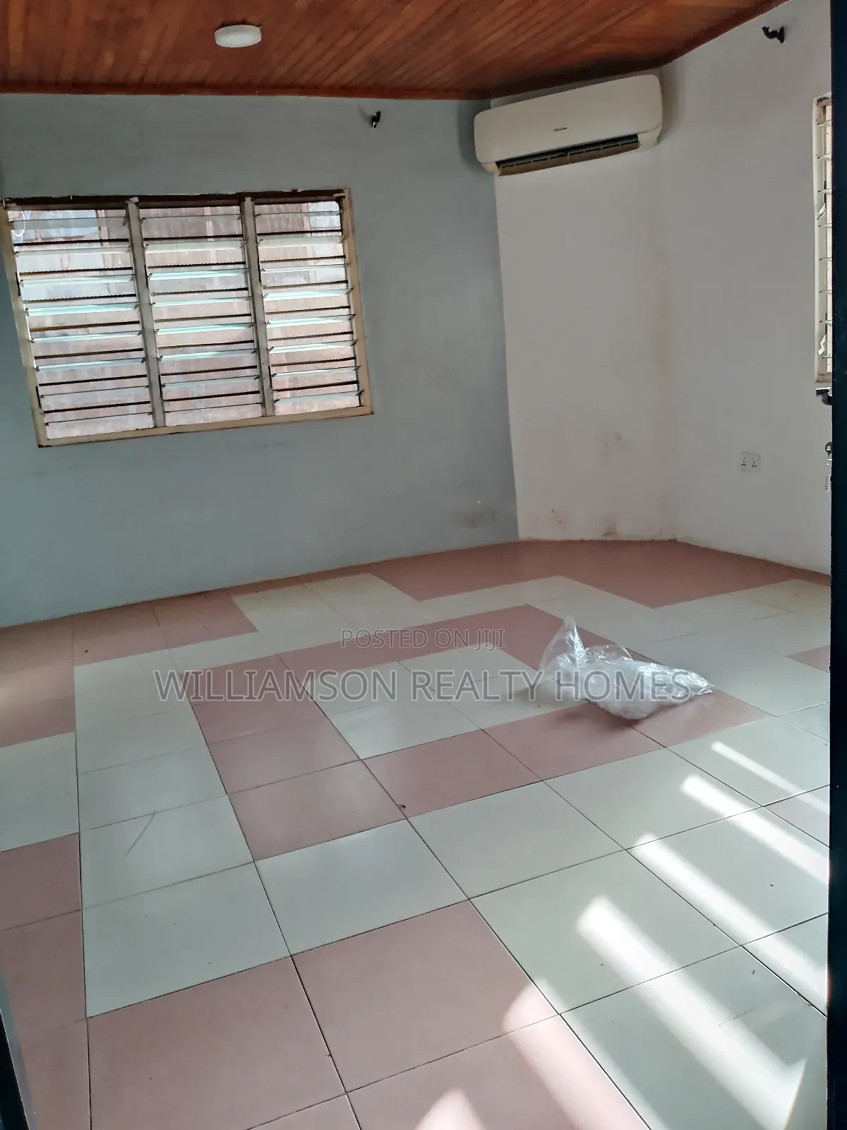 1bdrm Apartment in Community 17 Area, Spintex for rent