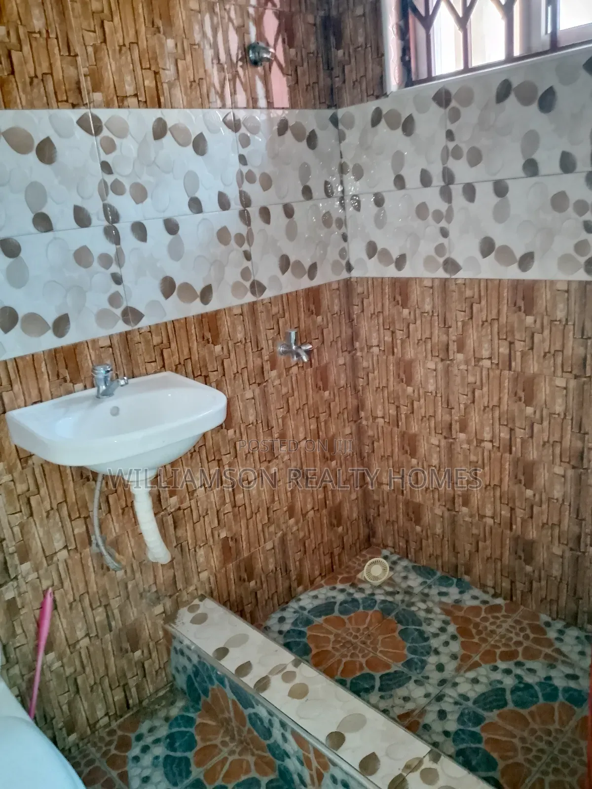 1bdrm Apartment in Community 17 Area, Spintex for rent