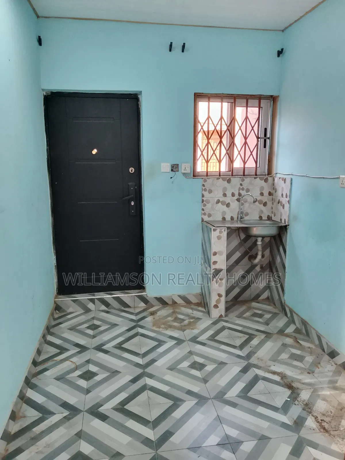 1bdrm Apartment in Community 17 Area, Spintex for rent
