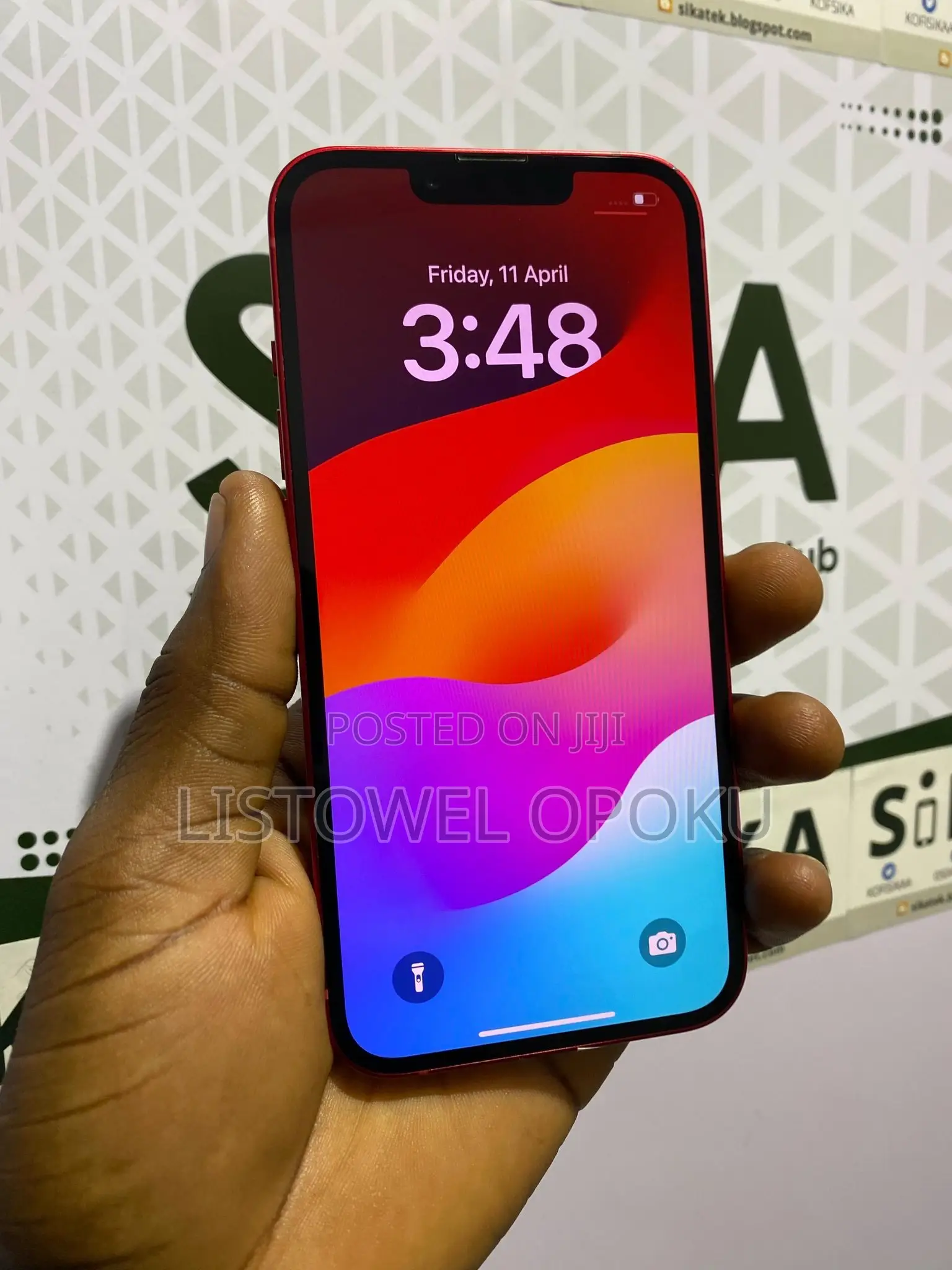 New Apple iPhone 13 128 GB Red