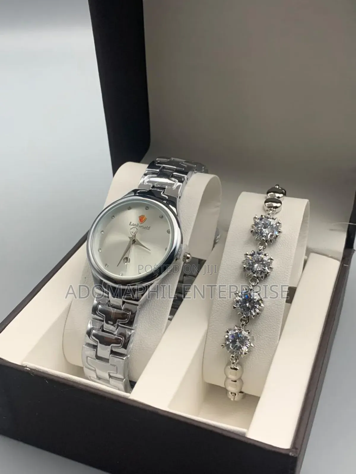 Lookworld Ladies Watch and Bracelet