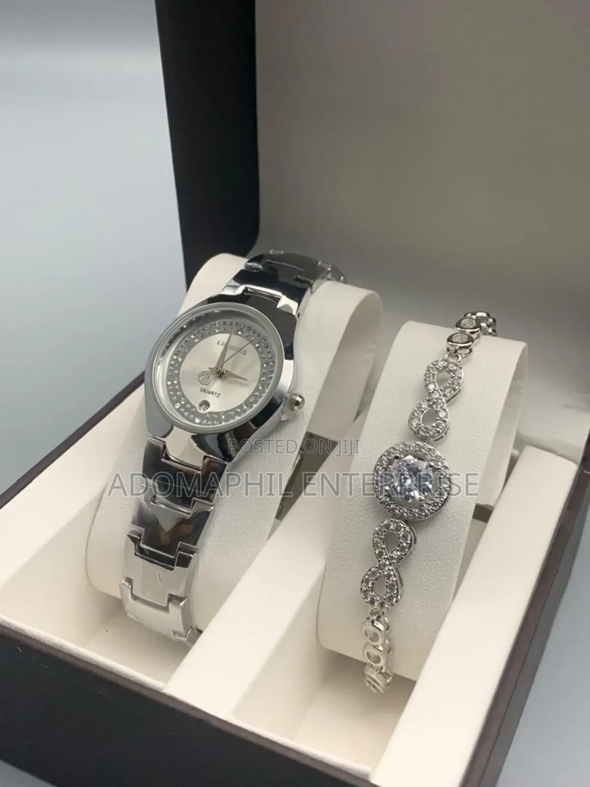 Lookworld Ladies Watch and Bracelet