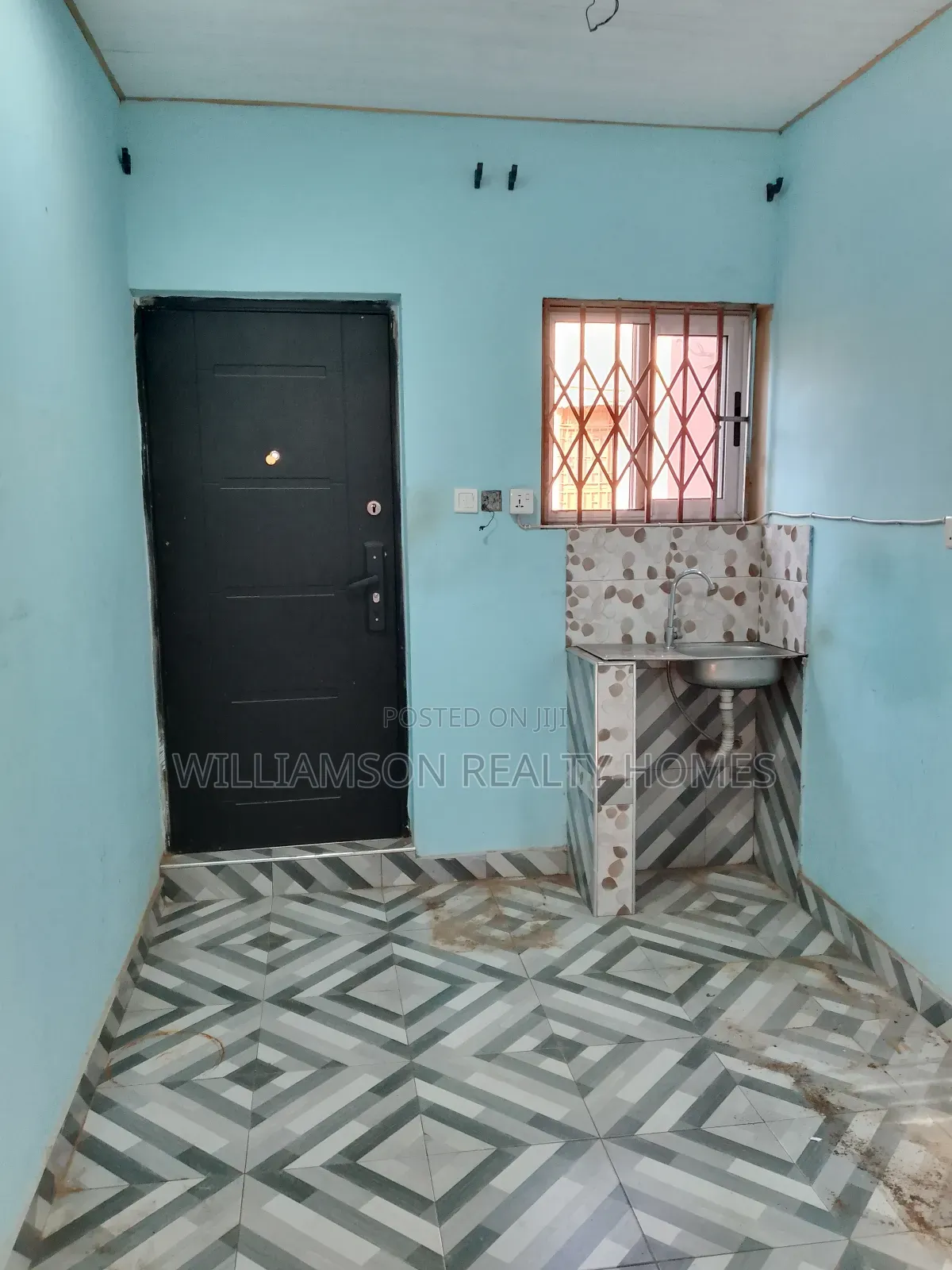 1bdrm Apartment in Community 17 Area, Spintex for rent