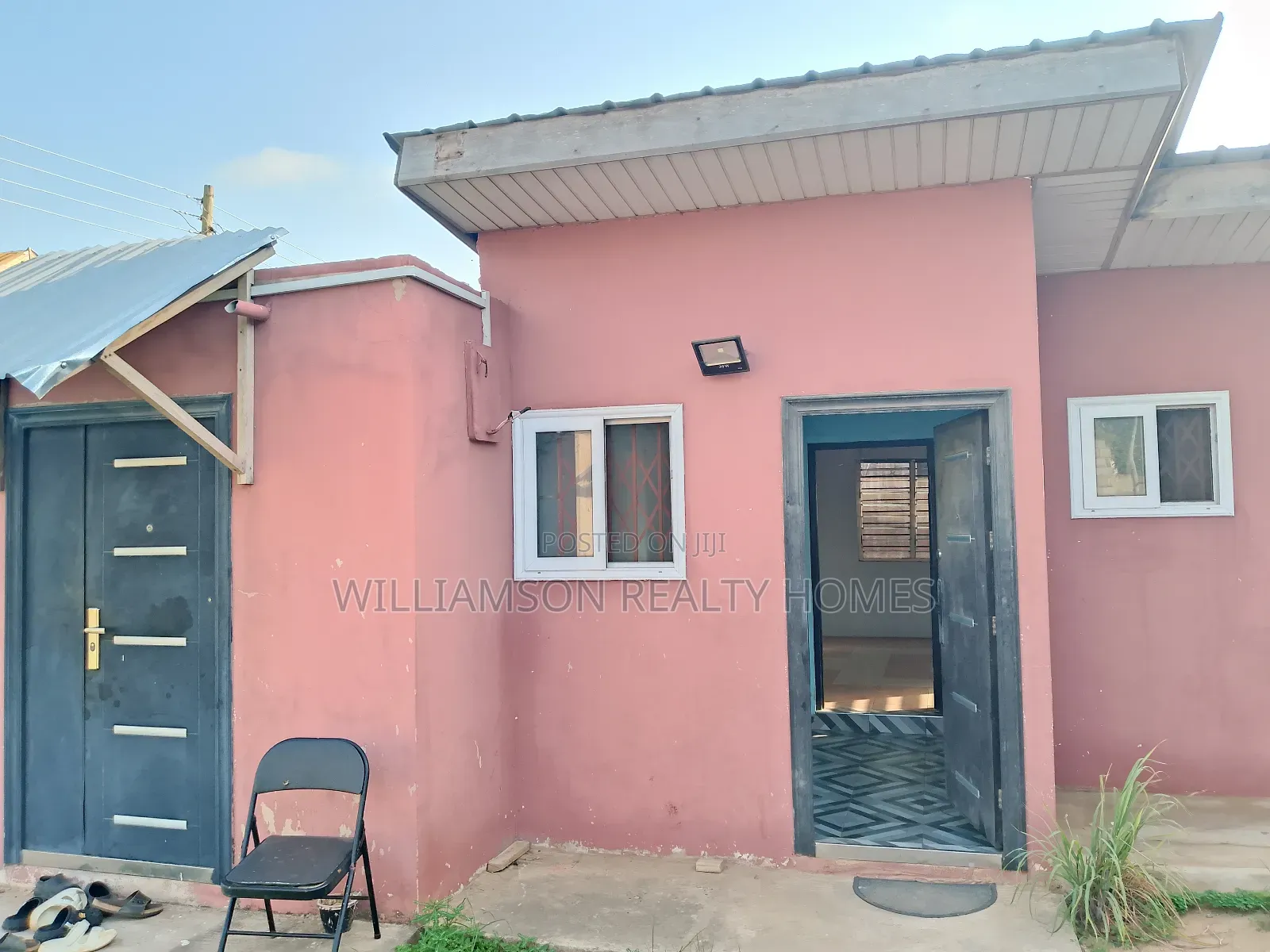 1bdrm Apartment in Community 17 Area, Spintex for rent