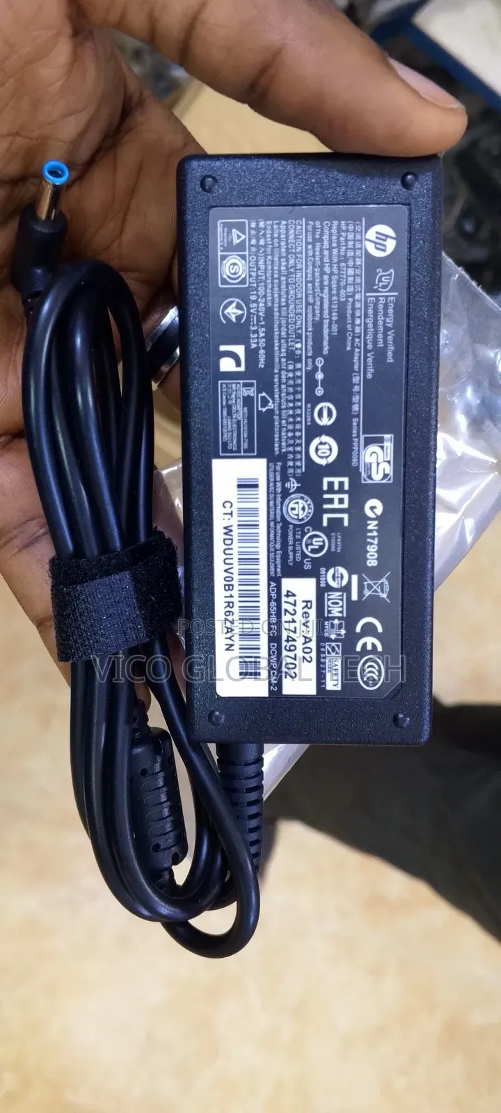 Hp 19.5v3.33a Blue Pin Adapter