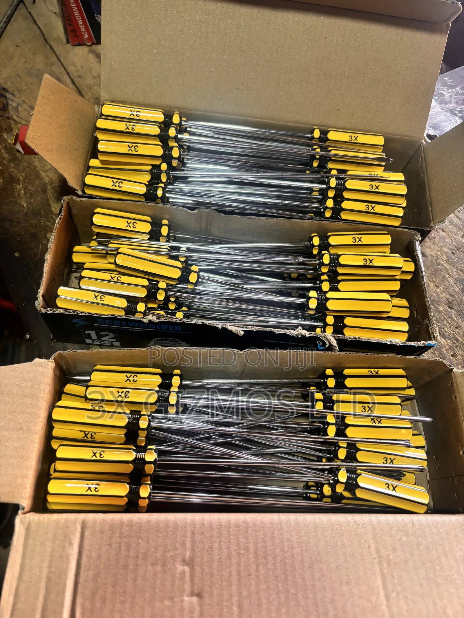 Yellow Black Slim Screwdriver.