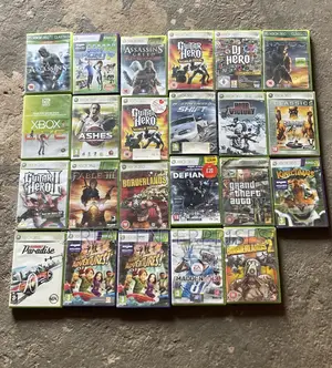 Photo - Xbox 360 Games Cd Read Description