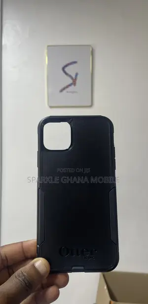 iPhone 11 Pro Max Commuter Series Case