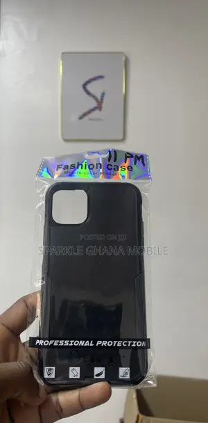 iPhone 11 Pro Max Commuter Series Case