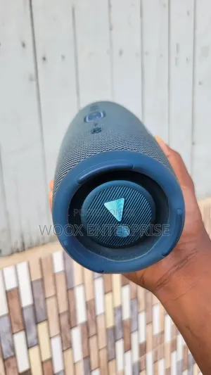 Powerful Original JBL Rechargeable Speaker (Charge 5)