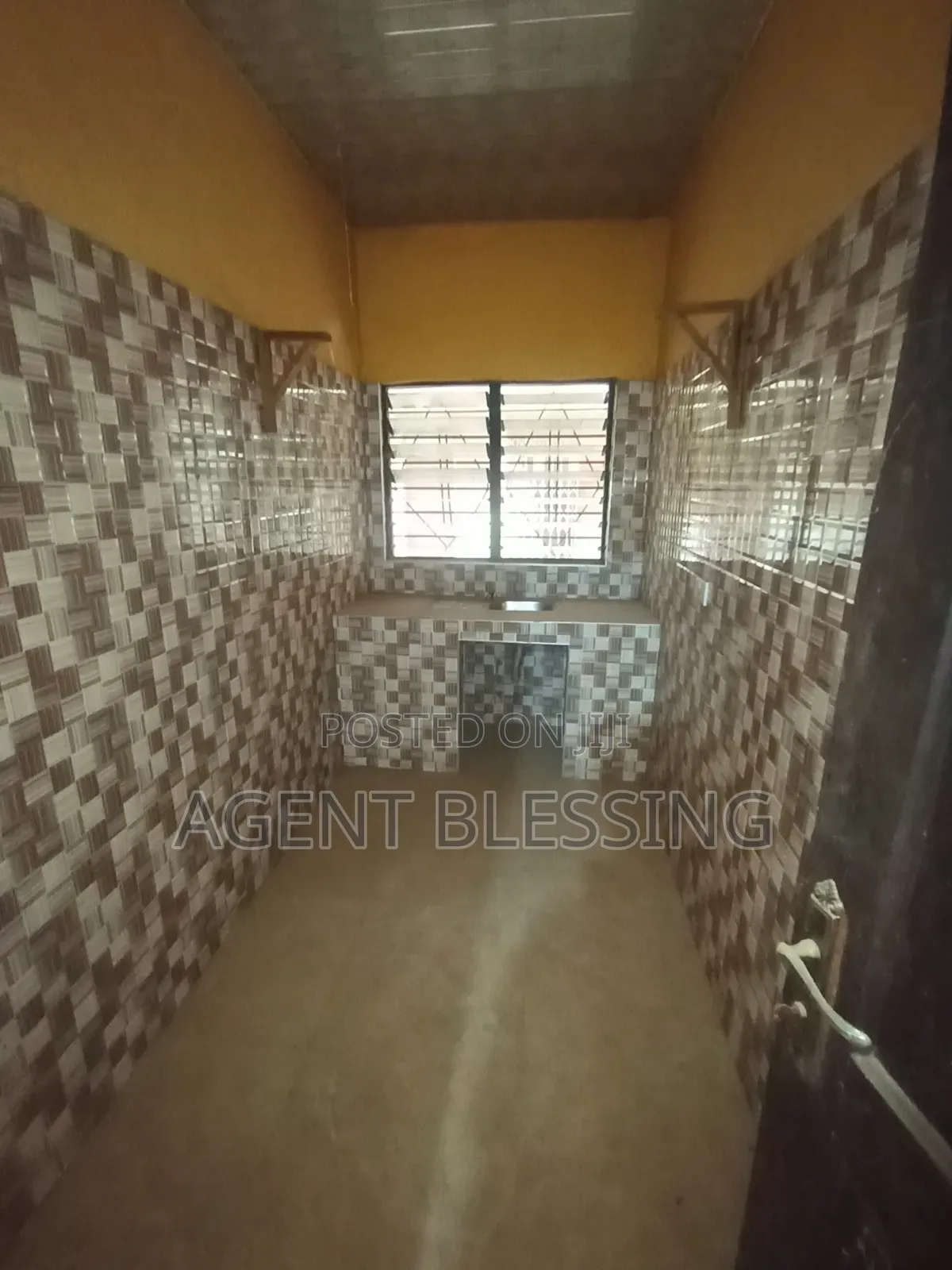 1bdrm Apartment in Gbetsile Samco, Tema Metropolitan for rent