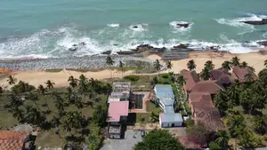 20bdrm Villa in Encore Properties, Cape Coast Metropolitan for sale