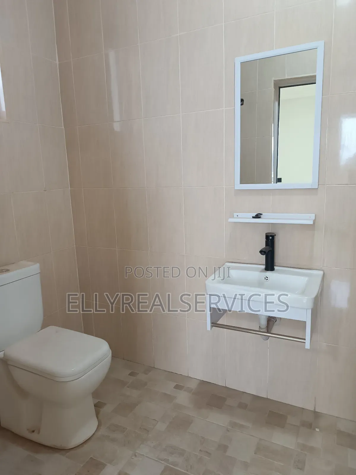 3bdrm Apartment in Ellyrealservices, Adenta for rent