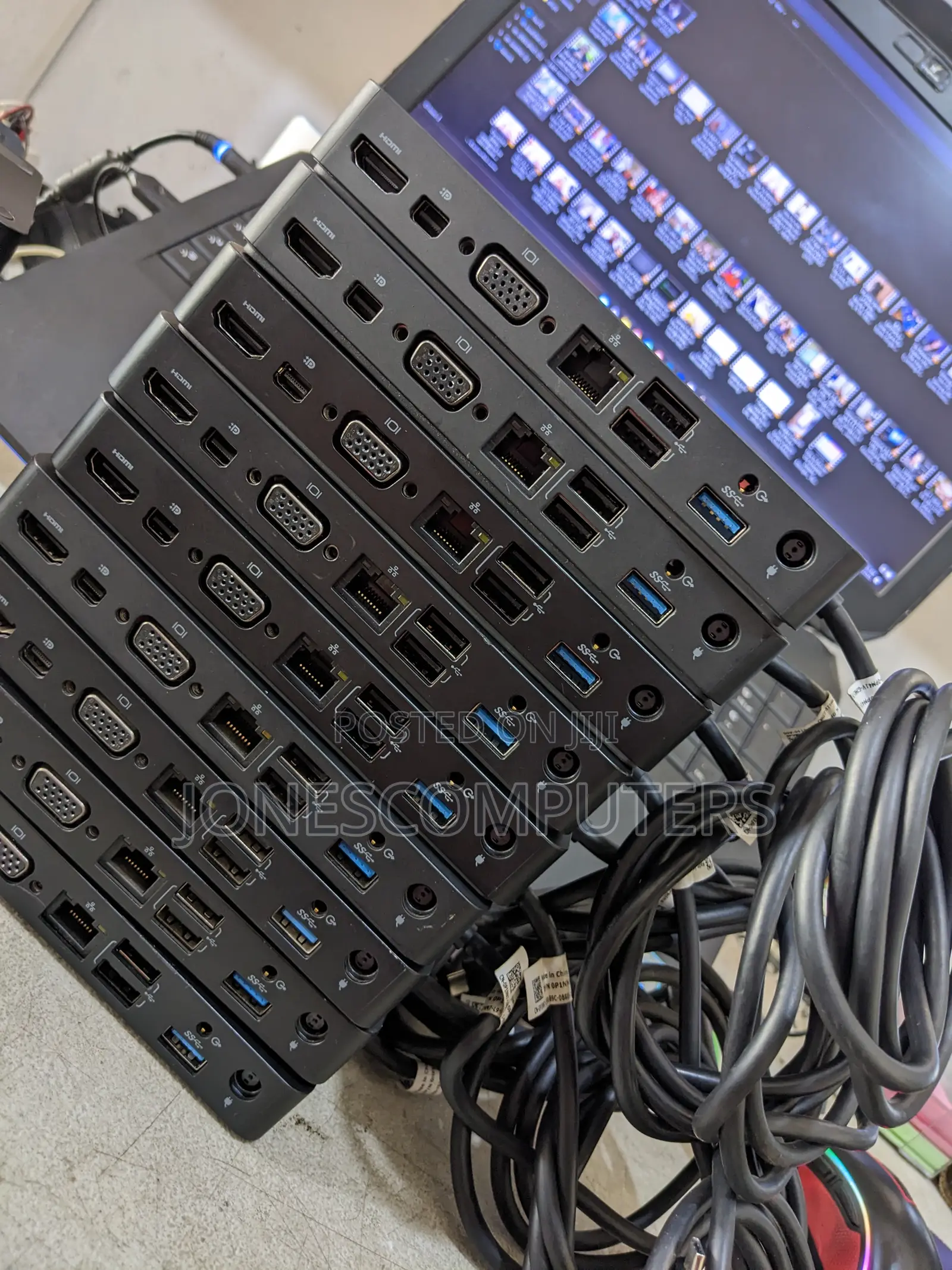 Dell Wd15 K17a Usb-C Docking Station